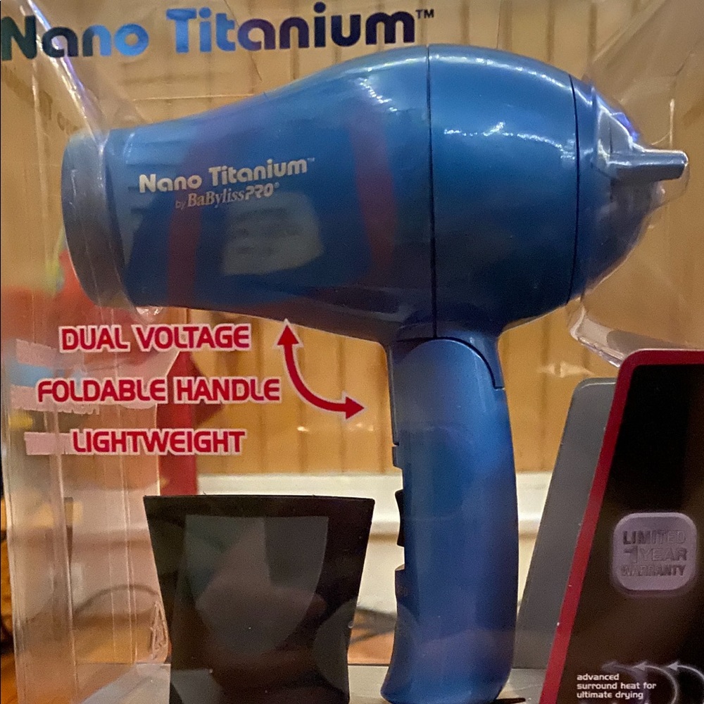 BaBylissPRO Nano Titanium mini hair dryer